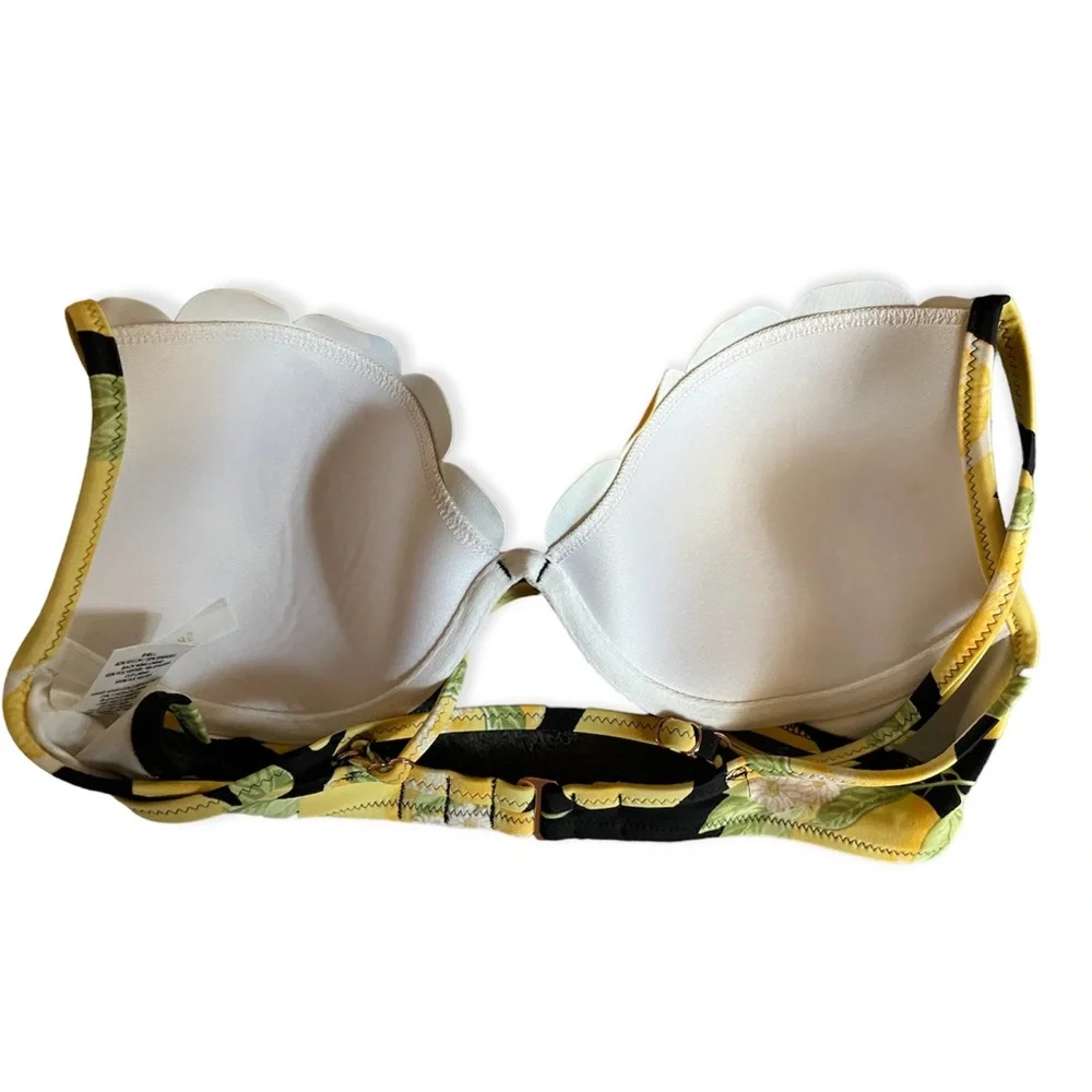 Shade & Shore • Lemon Scallop Design Swim Top - Picture 8 of 9